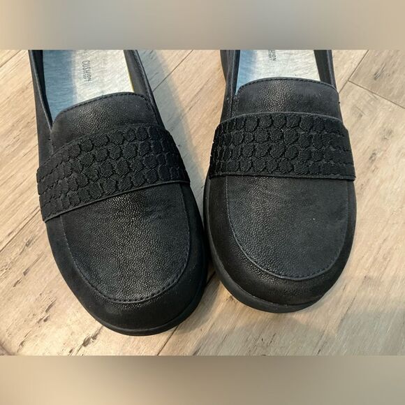 Clarks Cloudsteppers women’s slip on black loafer. Unworn size 9 - Picture 3 of 8